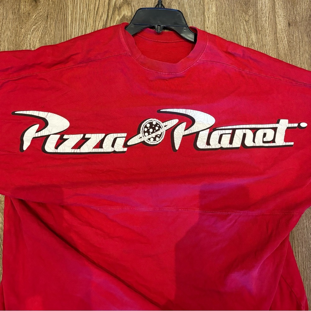 Disney Toy Story Pizza Planet Spirit Jersey Shirt Adult XL Long Sleeve Red - Picture 3 of 7